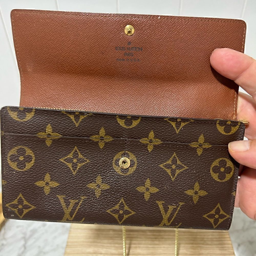đ»ââLouisâ
VuittonâMonogramâWalletâ&âMinibag - Picture 7 of 16